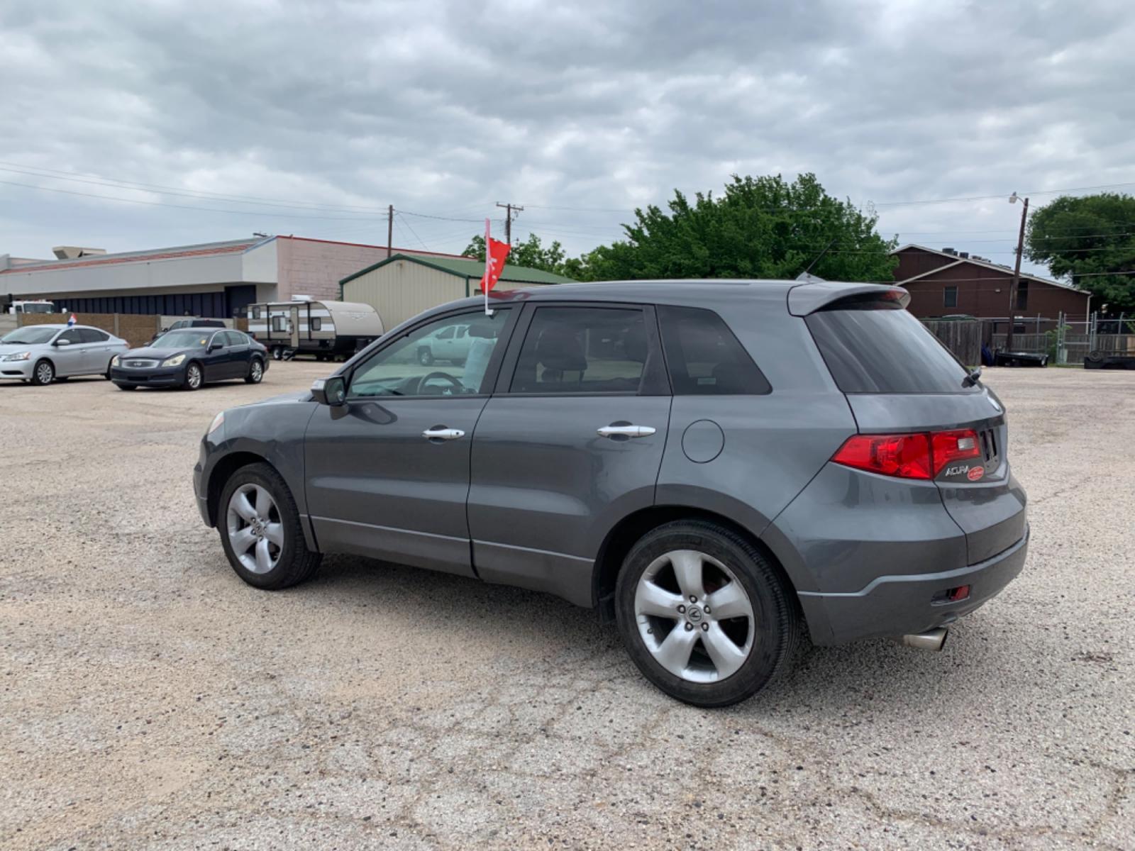 2009 Silver /Black Acura RDX (5J8TB18239A) with an 2.3L L4 DOHC 16V engine, Automatic transmission, located at 1830 North Belt Line Road, Irving, TX, 75061, (469) 524-0199, 32.834373, -96.993584 - Photo #3